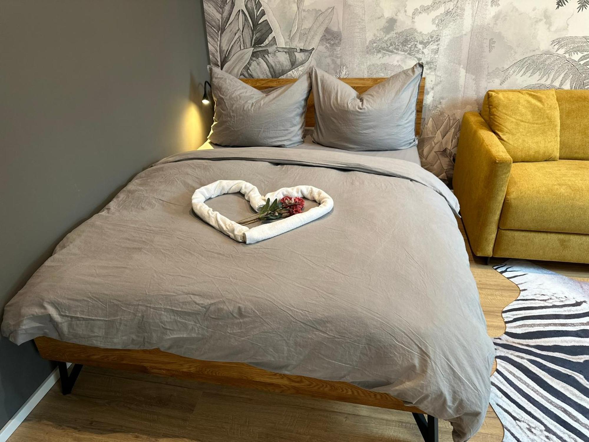 - Dschungel - Modern, Ruhig Und Familienfreundlich, Gratis W-lan *